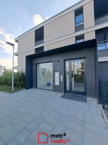 Pronájem bytu 2+kk, Olomouc, Milana Ticháka, 62 m2