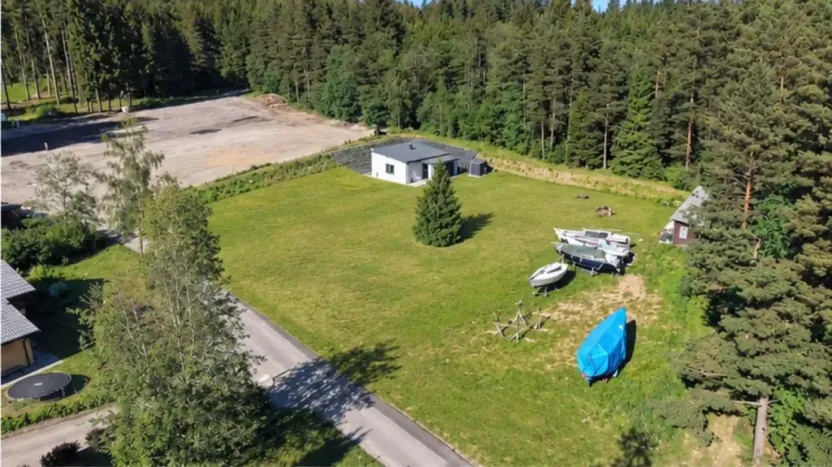 Prodej komerčního pozemku, Lipno nad Vltavou, 699 m2