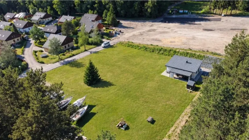 Prodej komerčního pozemku, Lipno nad Vltavou, 699 m2