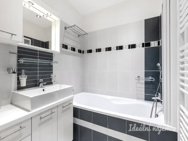 Pronájem bytu 3+kk, Praha - Hodkovičky, Pod lysinami, 67 m2