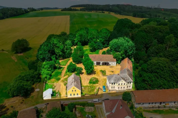 Prodej zemědělské usedlosti, Hostouň - Slatina, 850 m2