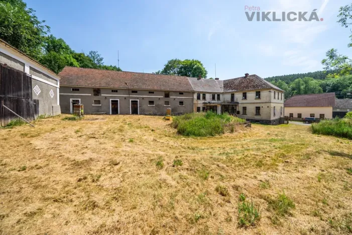 Prodej zemědělské usedlosti, Hostouň - Slatina, 850 m2
