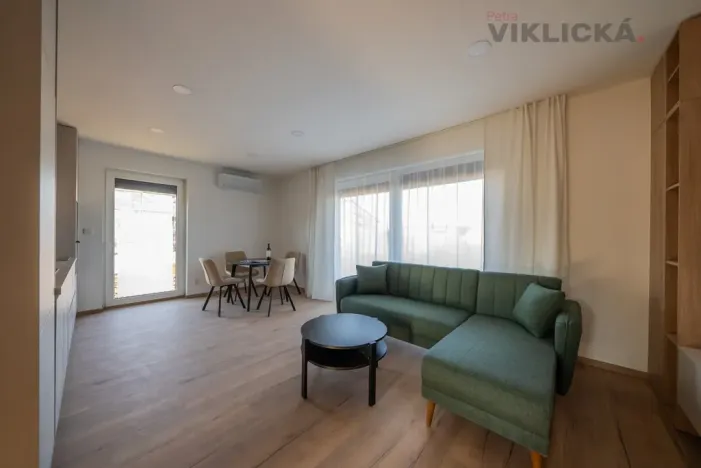 Prodej bytu 3+kk, Zaječí, Hlavní, 72 m2