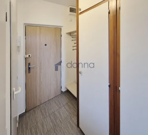 Pronájem bytu 1+kk, Praha, Káranská, 24 m2