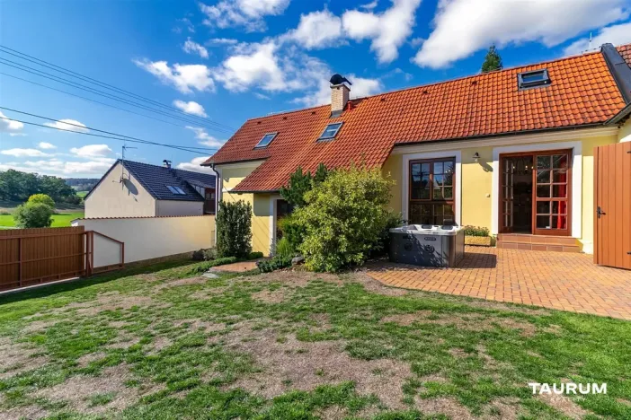Prodej chalupy, Únějovice, 193 m2