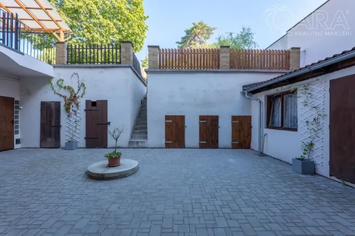 Prodej rodinného domu, Praha - Prosek, Prosecká, 56 m2