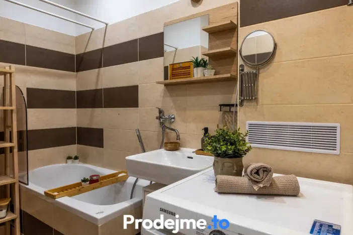 Prodej bytu 2+1, Praha - Strašnice, Vrátkovská, 57 m2