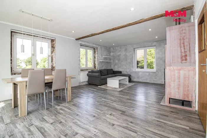 Prodej rodinného domu, Ohařice, 152 m2