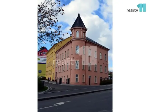 Pronájem kanceláře, Karlovy Vary - Dvory, Chebská, 14 m2