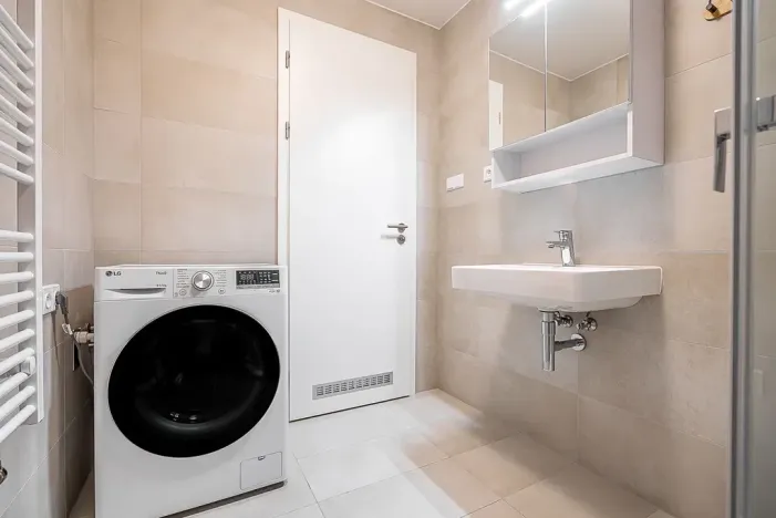 Pronájem bytu 2+kk, Praha - Vysočany, Fafkových, 54 m2