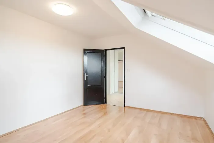Prodej bytu 2+1, Praha - Kunratice, U zeleného ptáka, 67 m2