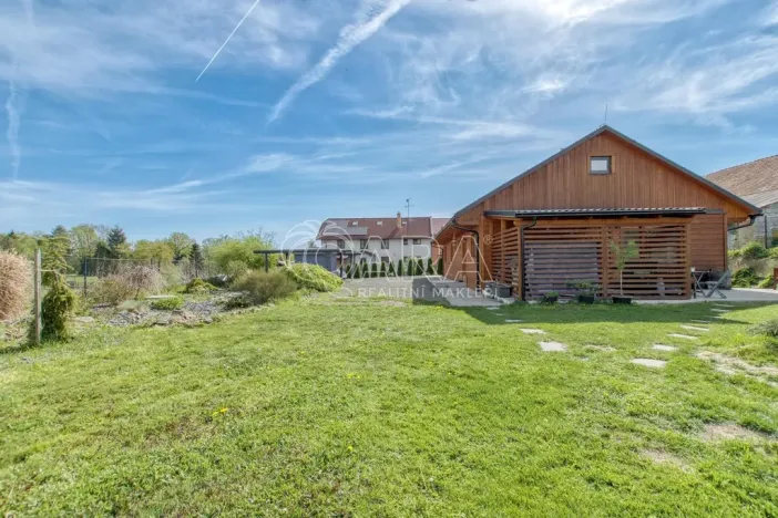 Prodej rodinného domu, Velké Albrechtice, 144 m2