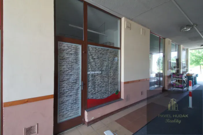 Pronájem obchodního prostoru, Plzeň - Skvrňany, Karla Steinera, 9 m2