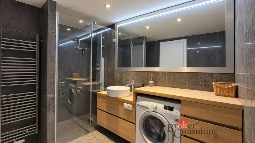Pronájem bytu 1+kk, Praha - Dejvice, Nikoly Tesly, 46 m2