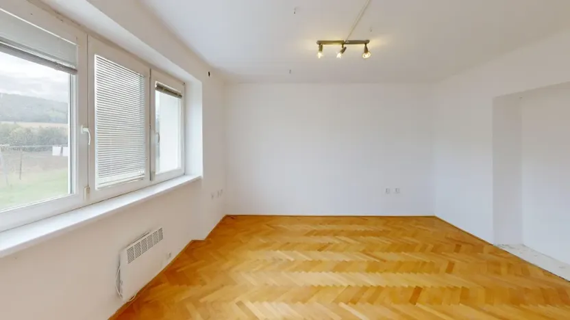 Pronájem bytu 2+kk, Tmaň, Sídliště, 38 m2