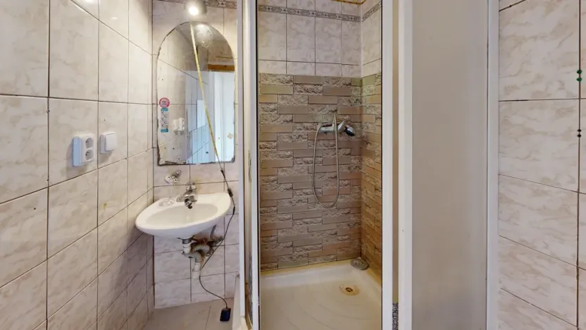 Pronájem bytu 2+kk, Tmaň, Sídliště, 38 m2