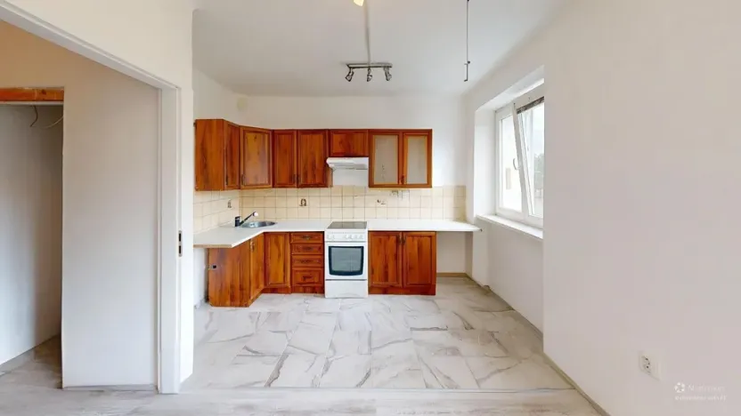Pronájem bytu 2+kk, Tmaň, Sídliště, 38 m2