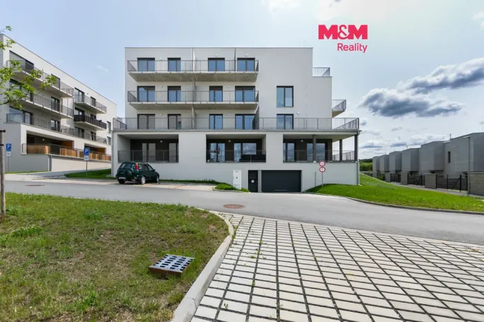Pronájem bytu 2+kk, Plzeň, Safírová, 66 m2