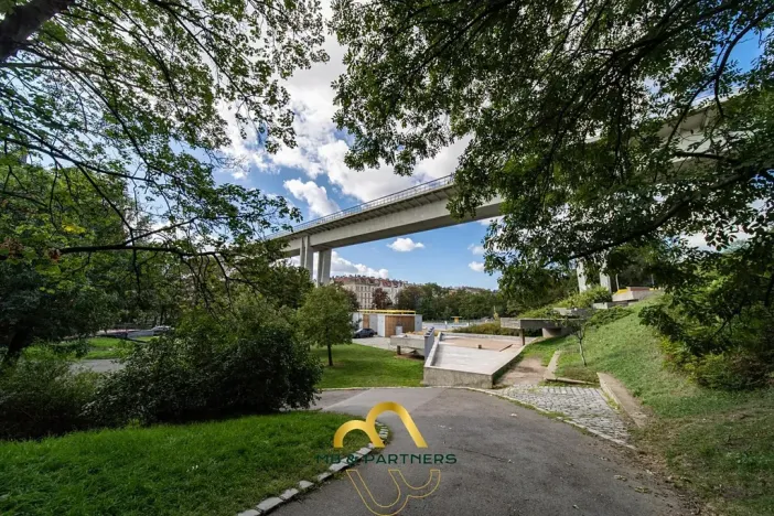 Pronájem bytu 3+kk, Praha - Vinohrady, Pod Karlovem, 85 m2