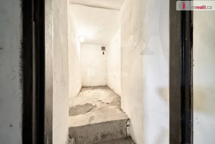 Prodej chaty, Karlovy Vary - Stará Role, V Polích, 27 m2
