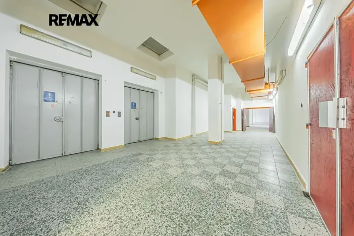Pronájem obchodního prostoru, Štětí, Obchodní, 460 m2