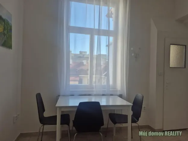 Pronájem bytu 2+kk, Praha - Karlín, Křižíkova, 45 m2