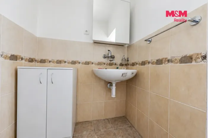 Prodej rodinného domu, Rataje nad Sázavou - Mirošovice, 210 m2