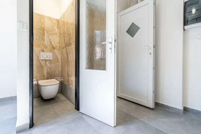 Pronájem obchodního prostoru, Brno - Husovice, Dukelská třída, 50 m2