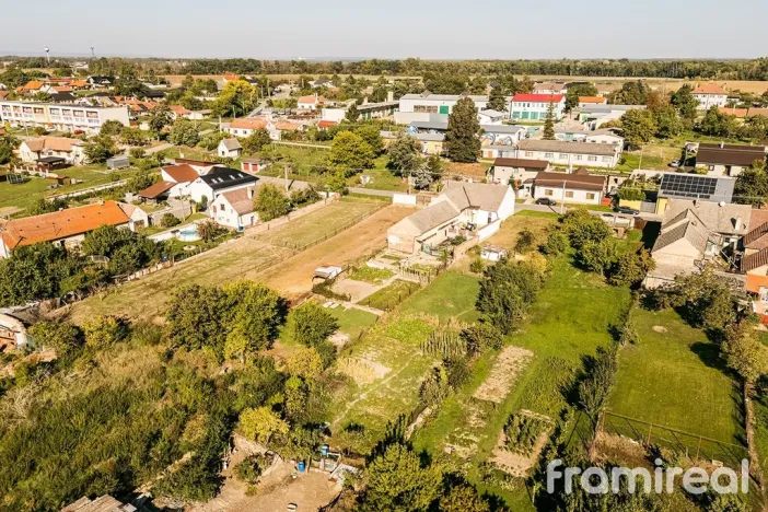 Prodej pozemku pro bydlení, Dyjákovice, 1033 m2
