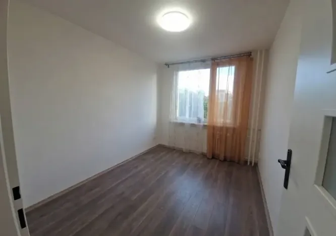 Pronájem bytu 2+kk, Praha - Záběhlice, Jabloňová, 40 m2