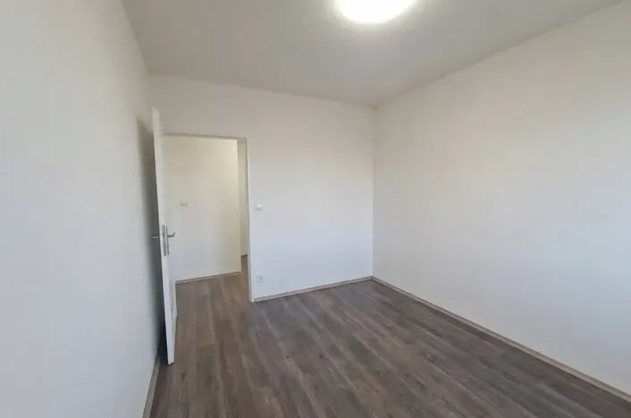 Pronájem bytu 2+kk, Praha - Záběhlice, Jabloňová, 40 m2
