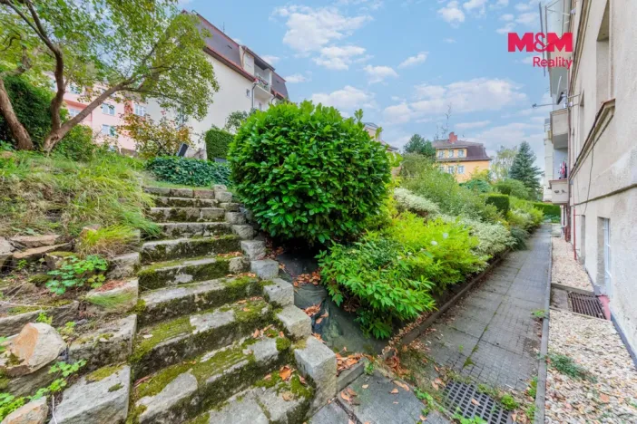 Prodej bytu 2+1, Karlovy Vary, Moskevská, 58 m2