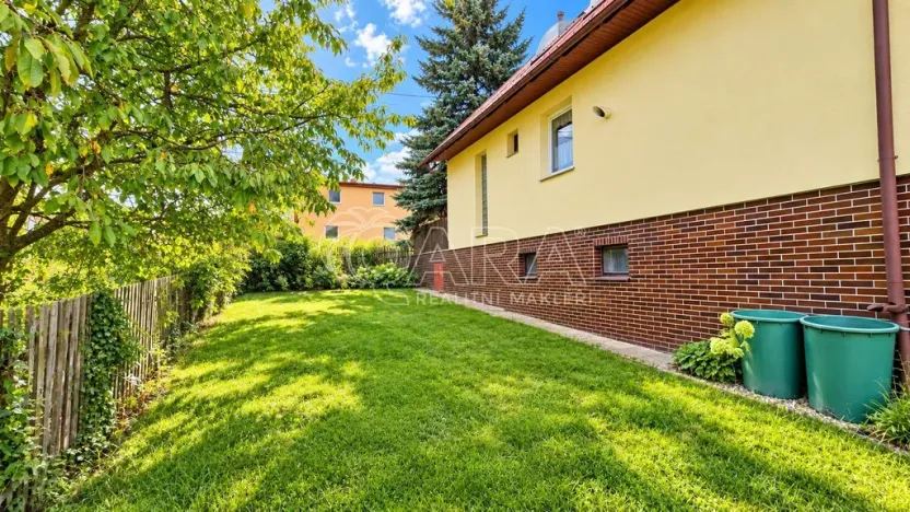 Prodej rodinného domu, Bukovany, 279 m2