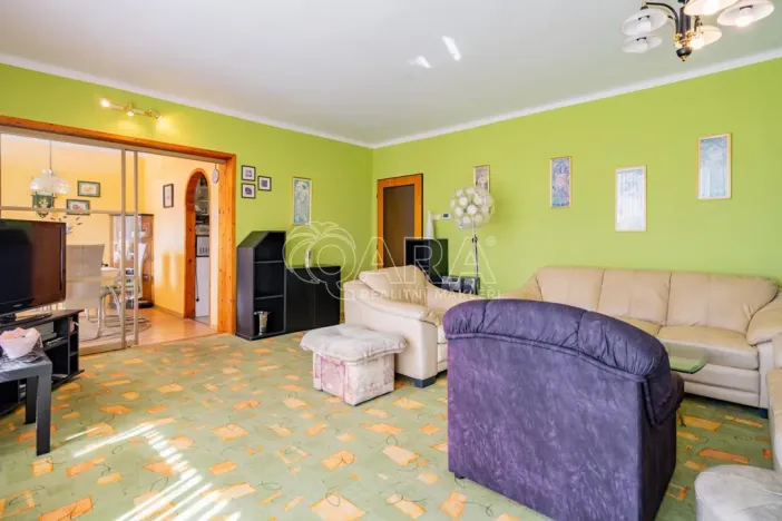 Prodej rodinného domu, Bukovany, 279 m2