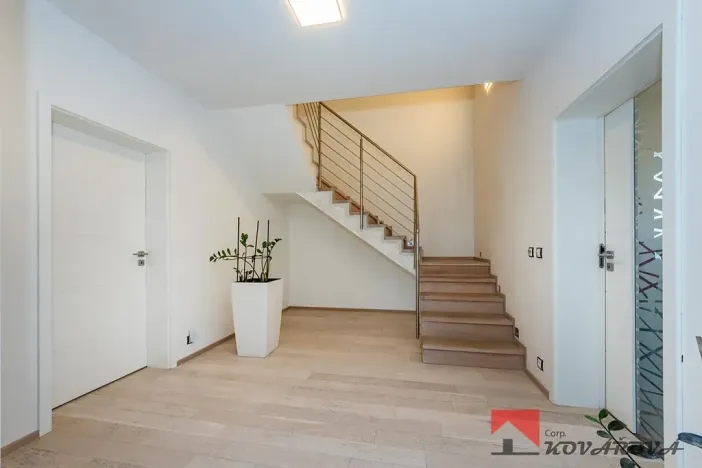 Prodej rodinného domu, Újezd, 346 m2