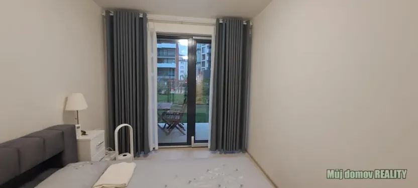 Pronájem bytu 2+kk, Praha - Žižkov, Šrámkové, 119 m2