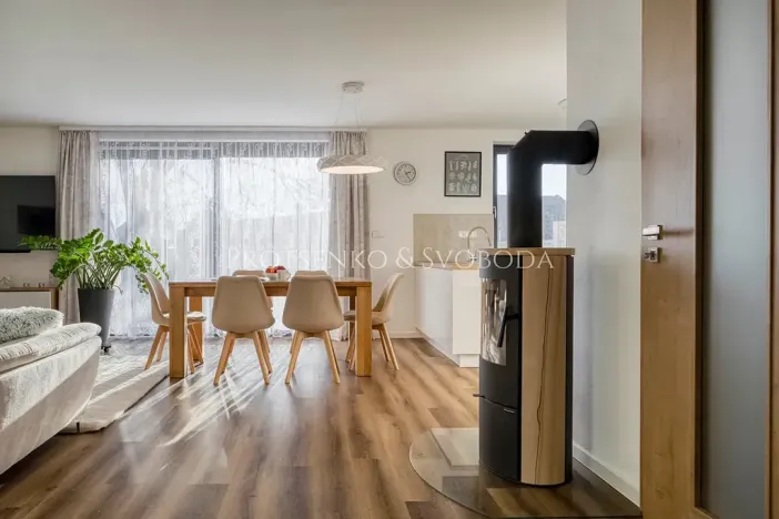 Prodej rodinného domu, Kamenice nad Lipou, Dobšova, 215 m2