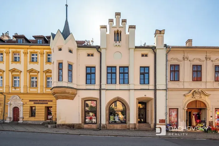 Prodej bytu 3+kk, Chrudim, Resselovo náměstí, 90 m2