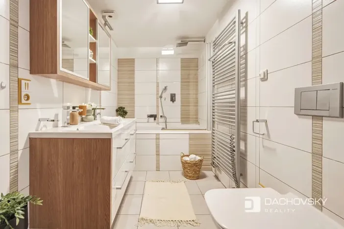 Prodej bytu 3+kk, Chrudim, Resselovo náměstí, 90 m2