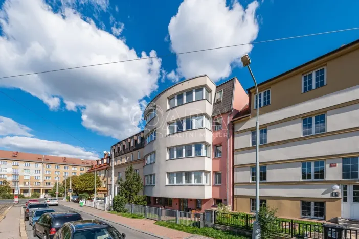 Pronájem bytu 4+1, Praha - Strašnice, Radošovická, 117 m2