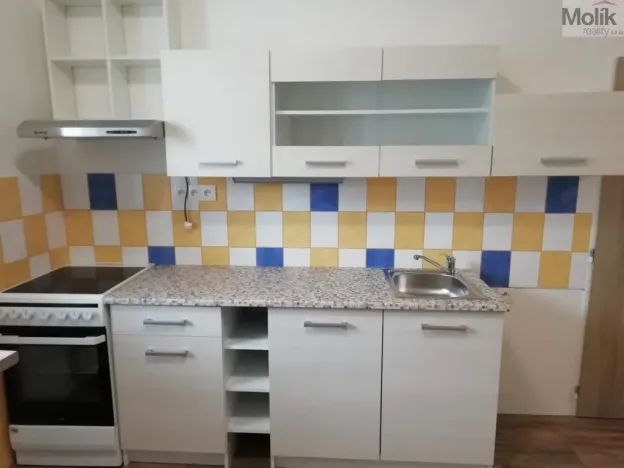 Pronájem bytu 3+kk, Cítoliby, V Poustkách, 65 m2