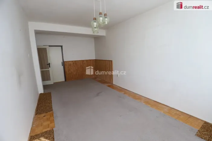 Prodej bytu 2+1, Mariánské Lázně - Úšovice, Skalníkova, 59 m2