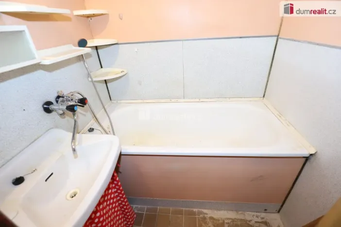 Prodej bytu 2+1, Mariánské Lázně - Úšovice, Skalníkova, 59 m2