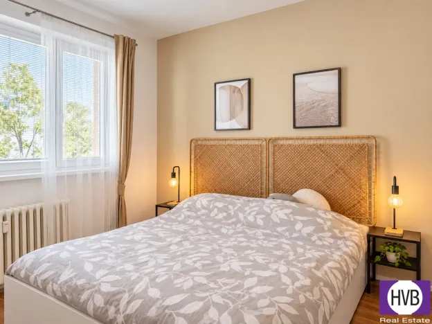 Prodej bytu 2+1, Praha, Chotutická, 51 m2