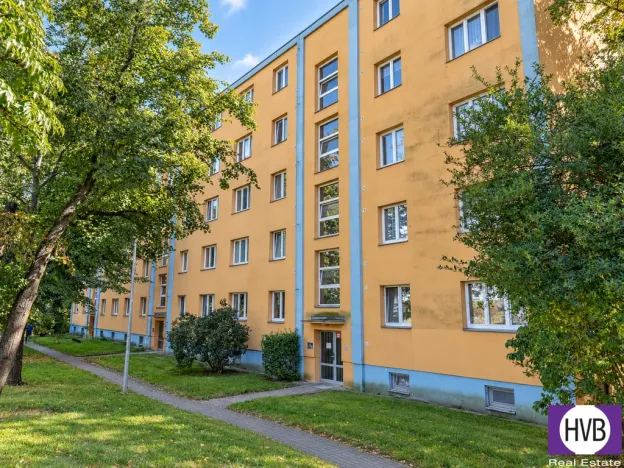 Prodej bytu 2+1, Praha, Chotutická, 51 m2