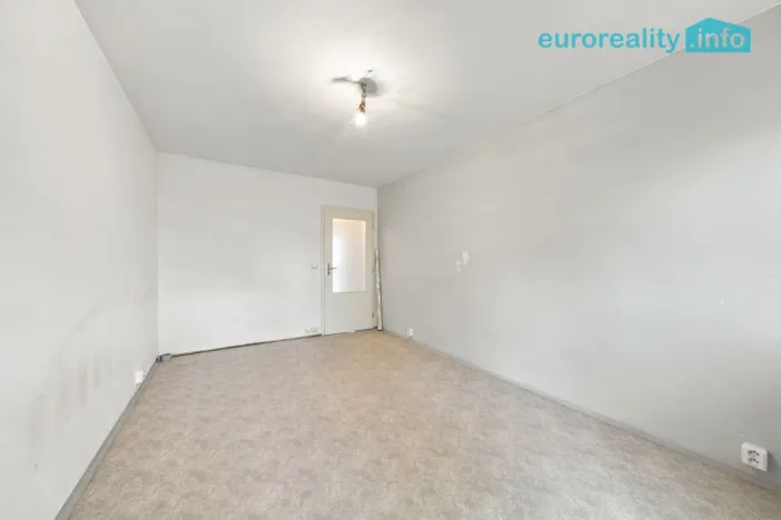 Prodej bytu 2+1, Milovice, Braniborská, 42 m2
