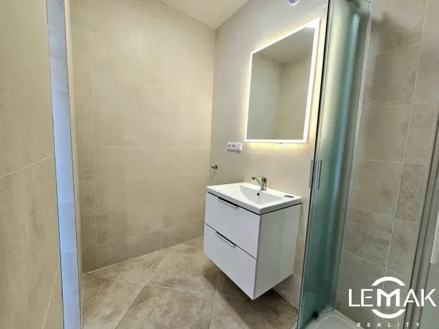 Prodej bytu 2+kk, Olomouc, Kanadská, 36 m2