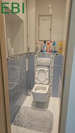Pronájem bytu 3+1, Praha - Smíchov, Pod tratí, 105 m2