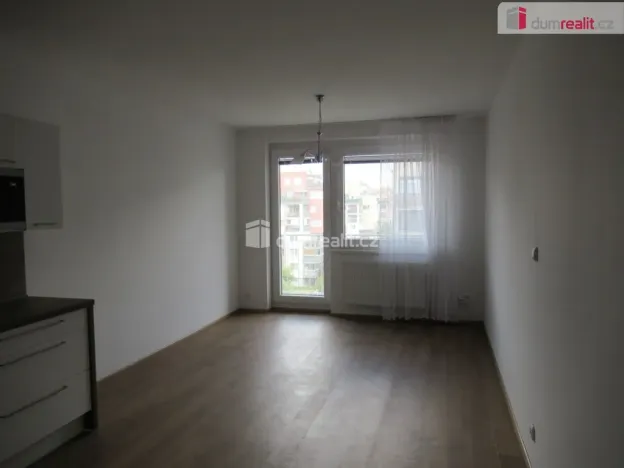 Pronájem bytu 2+kk, Praha - Střížkov, Makedonská, 57 m2