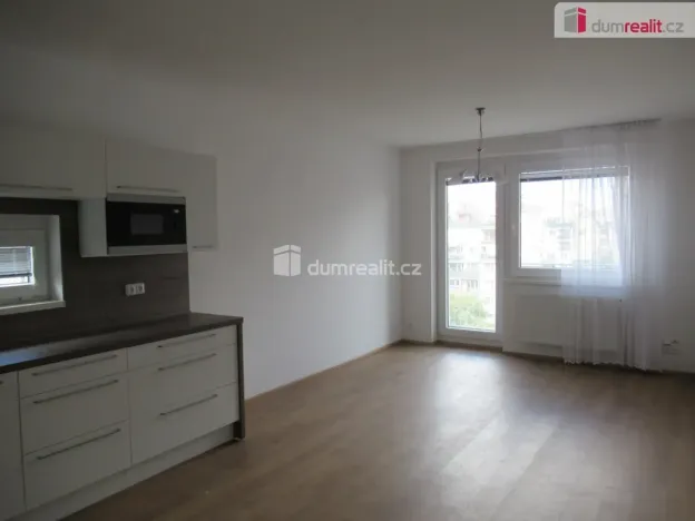 Pronájem bytu 2+kk, Praha - Střížkov, Makedonská, 57 m2